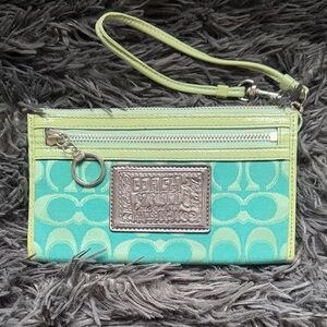 Coach Poppy Wristlet